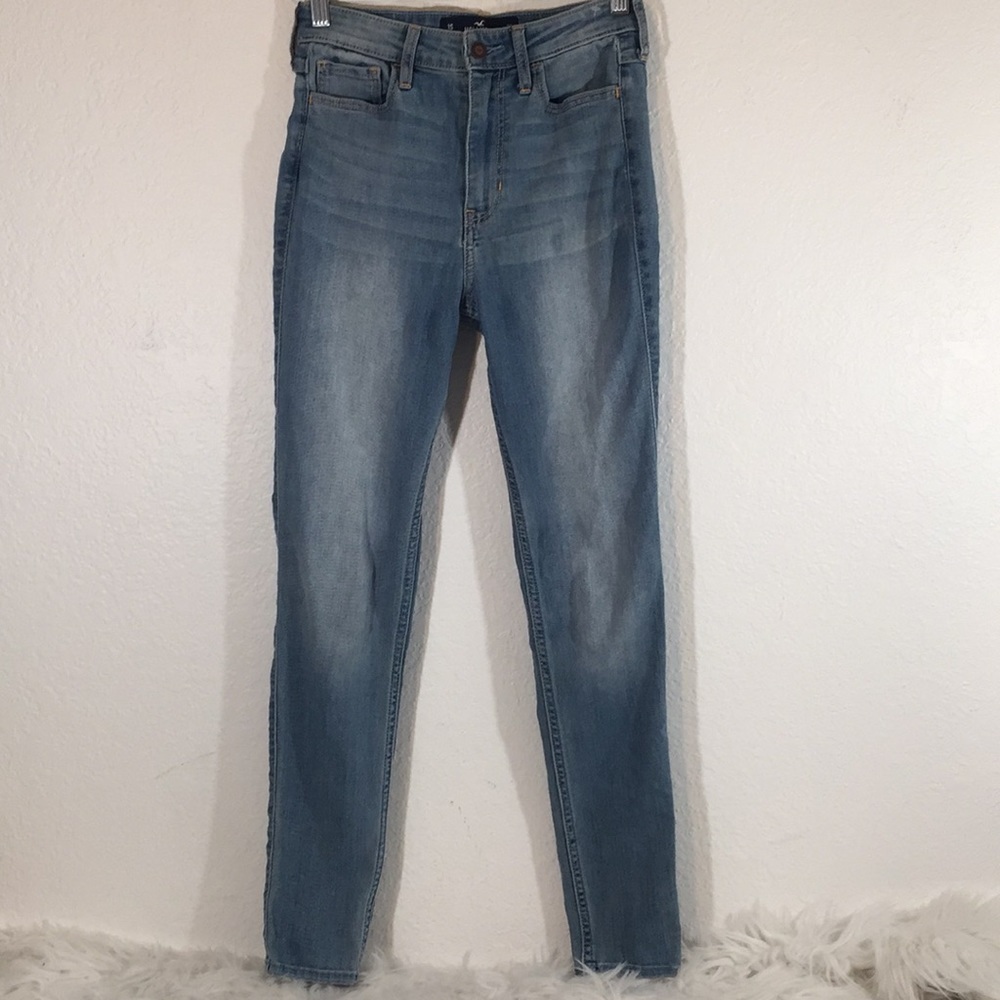Hollister Ultra High Rise Stretch Skinny Denim - Picture 2 of 7